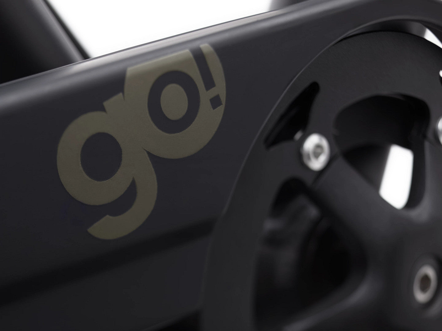Townie GO! 7D Step Over Matte Black