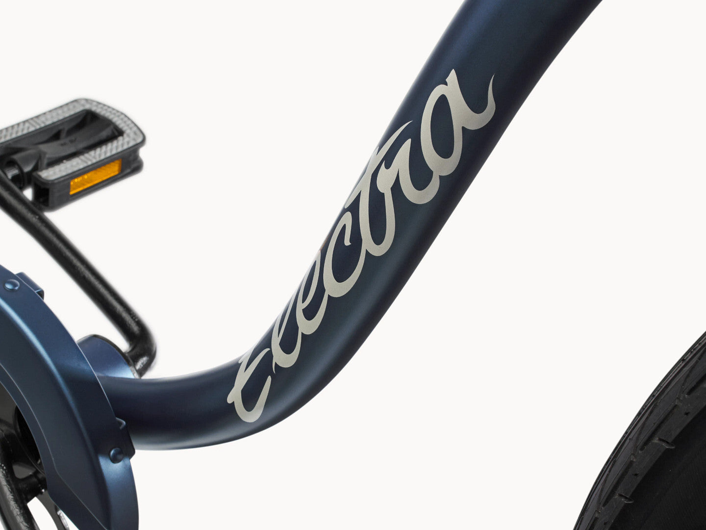 Electra Cruiser 1 Step Over 24" Matte Indigo