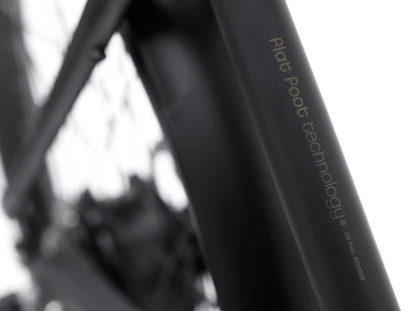 Townie GO! 7D Step Over Matte Black 